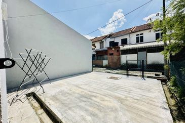 La Cottage Taman Putra Perdana