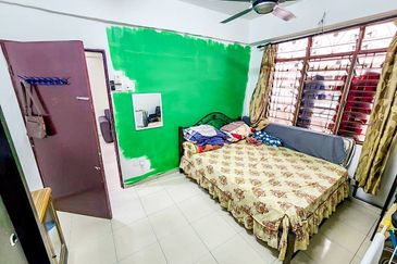 Flat Desa Mentari Blok 5