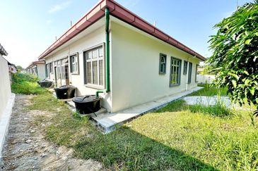 Taman Kenanga, Banting