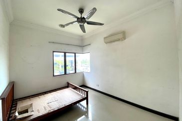 Desa Idaman Residences