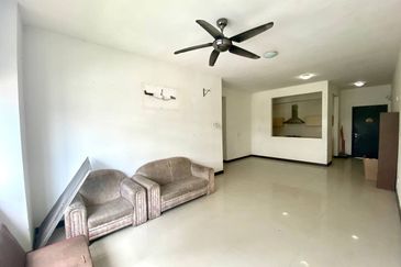 Desa Idaman Residences