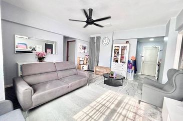 Tasik Heights Apartment