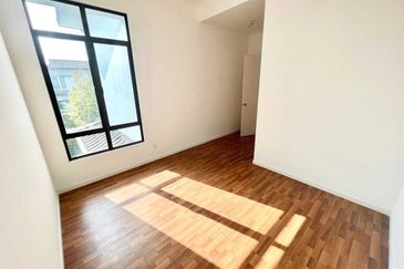 Tenderfields @ Eco Majestic