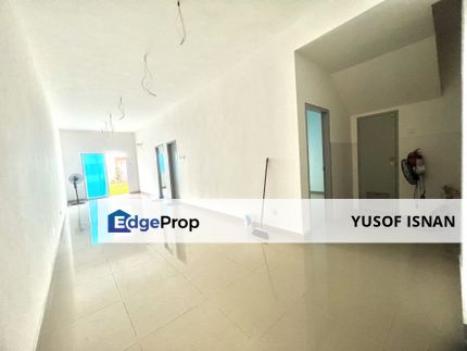 GroundFloor Unit @ Townhouse Casa Bluebell Cybersouth For Sale! Below SPA Price, Negotiable, Selangor, Dengkil