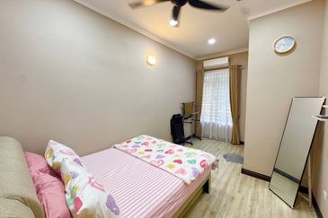 Kota Puteri, Batu Arang