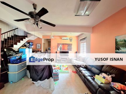 End Lot Taman Cenderawasih Olak Lempit Double Storey house Banting For Sale! Near KLIA Flexible Deposit, Selangor, Banting