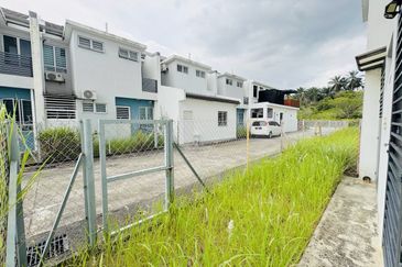 Laman Mawar @ Kota Seriemas