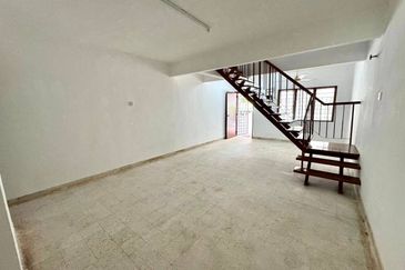 Jalan Bandar Melawati 