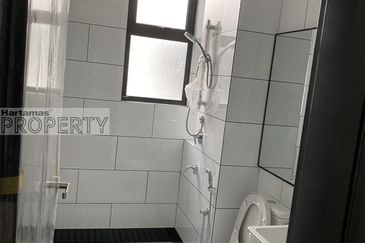 Elmina East @ Brand New Semi -D