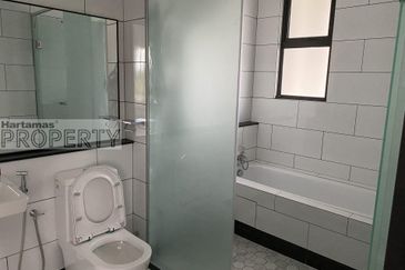 Elmina East @ Brand New Semi -D