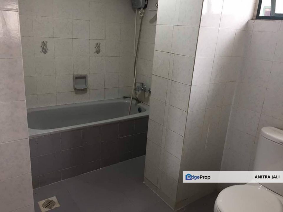 Desa kiara TTDI near MRT , Kuala Lumpur, Taman Tun Dr Ismail