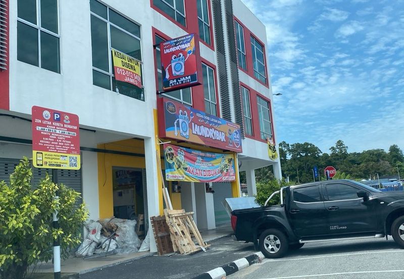 To Tanjung Malim 11km @ shop retail 