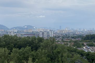 Emerald Hill, Taman Bukit Indah