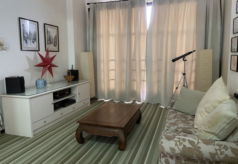 Emerald Hill, Taman Bukit Indah