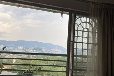 Emerald Hill, Taman Bukit Indah