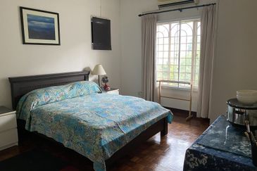 Emerald Hill, Taman Bukit Indah