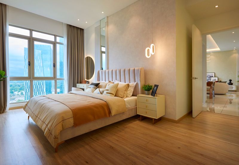 Par 3 Condo & Condo Villa