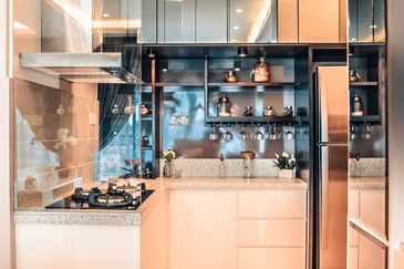 La Thea Residences @ 16 Sierra