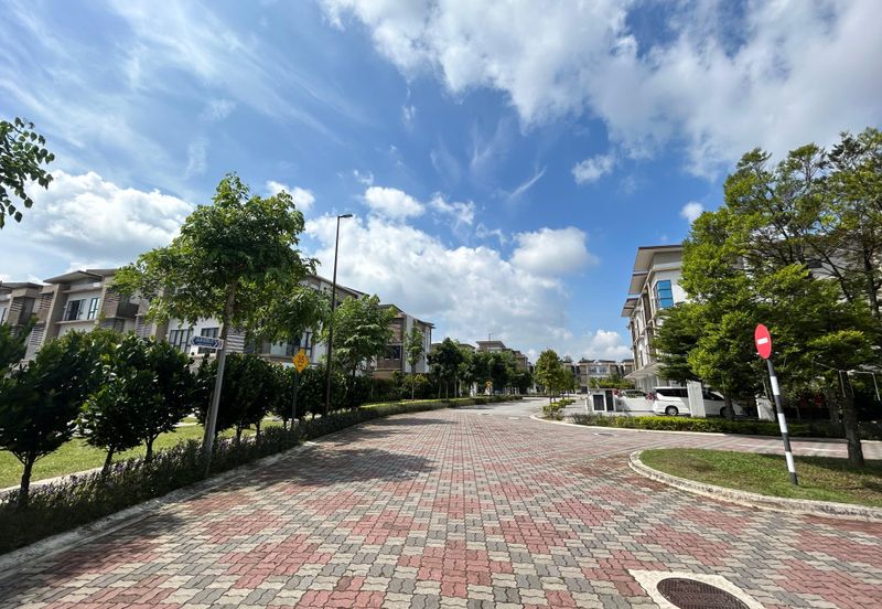 Bandar Sierra Puchong