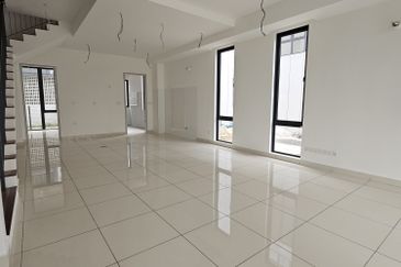 Taman Puchong Legenda