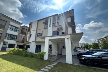 Bandar Sierra Puchong