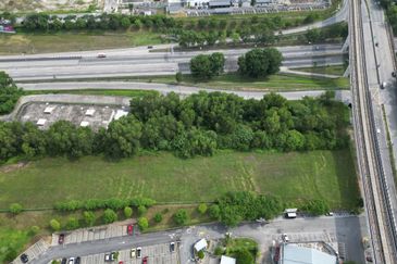 Petrol Station Land for RENT. 16 Sierra, Puchong, Selangor