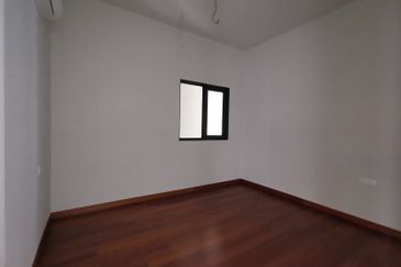 Mayfair Residences @ Pavilion Embassy