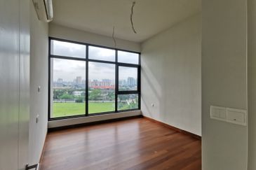 Mayfair Residences @ Pavilion Embassy