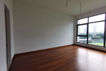 Mayfair Residences @ Pavilion Embassy