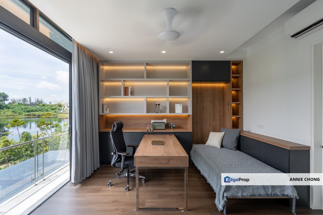 Lake House Endlot. Premium Furnished! Lake Fields - Reed, Sungai Besi, Kuala Lumpur, Kuala Lumpur, Sungai Besi