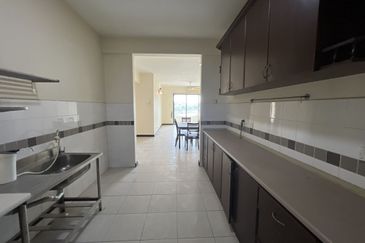 Desa ParkCity (Nadia Parkfront Condominium)