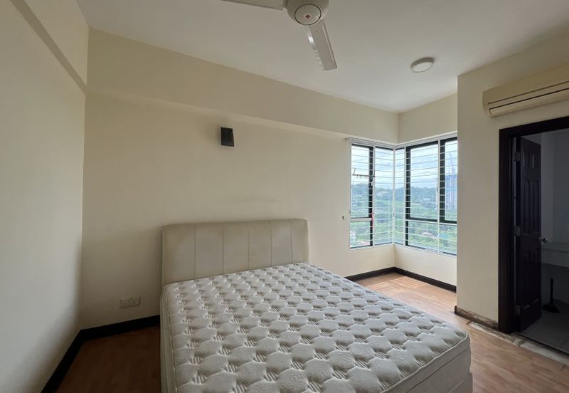 Desa ParkCity (Nadia Parkfront Condominium)