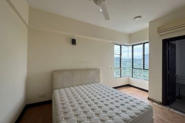 Desa ParkCity (Nadia Parkfront Condominium)