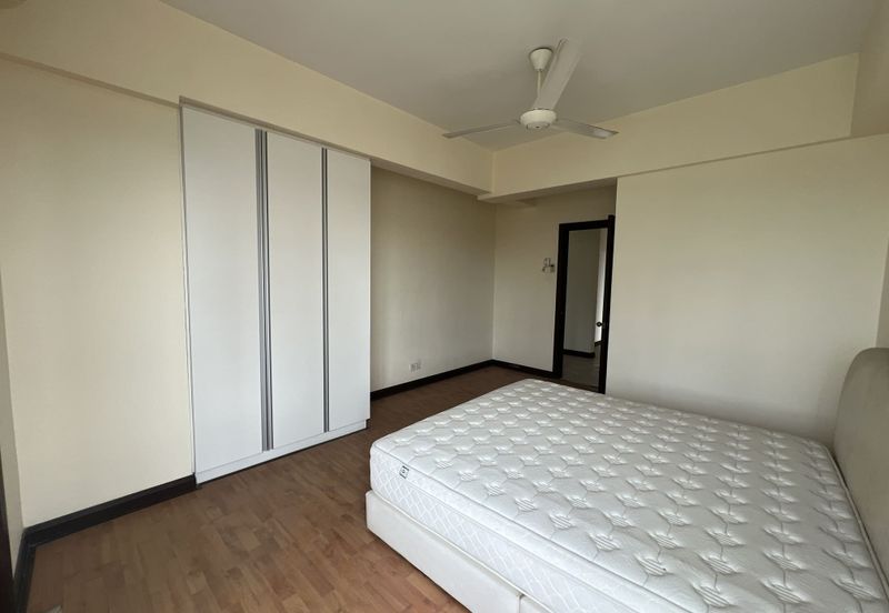 Desa ParkCity (Nadia Parkfront Condominium)