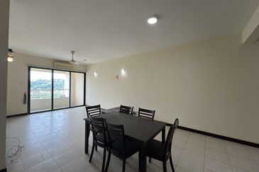 Desa ParkCity (Nadia Parkfront Condominium)