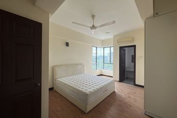 Desa ParkCity (Nadia Parkfront Condominium)