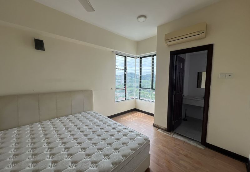 Desa ParkCity (Nadia Parkfront Condominium)