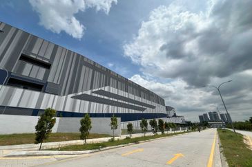 OMEGA 1 Bukit Raja, Bandar Bukit Raja, Selangor