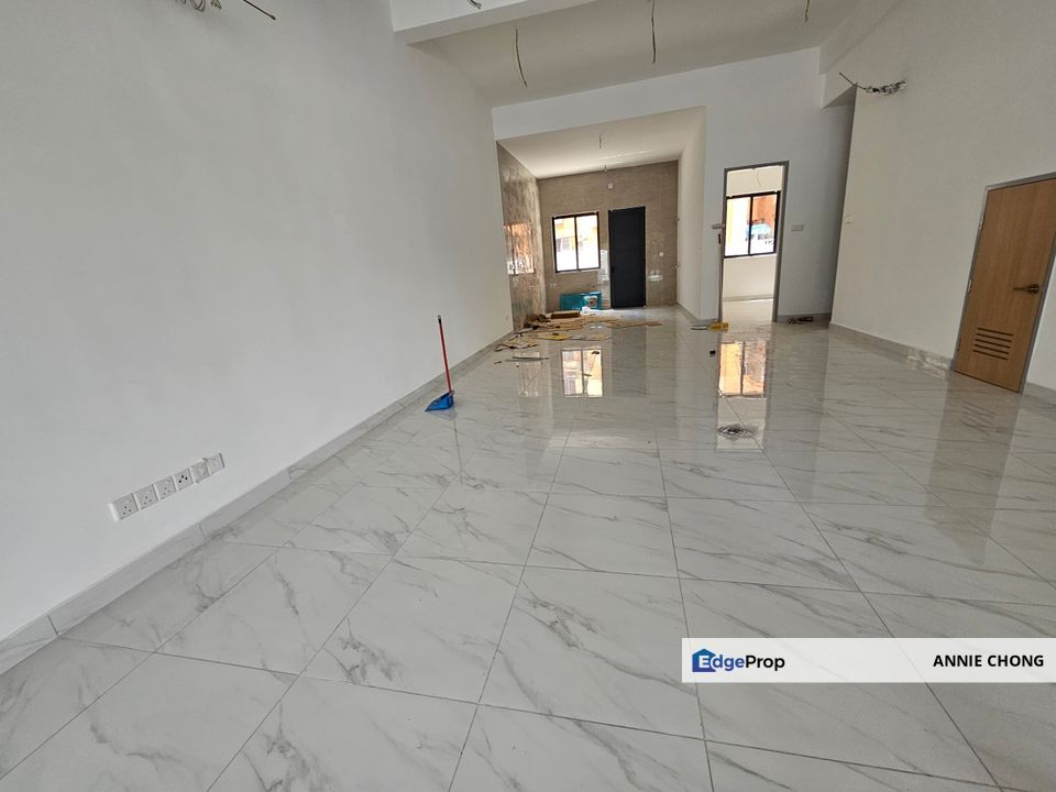 The Selesaria, Happy Garden. NEW Completed Terrace House! KL Freehold Address. 4 Carparks. 5 Units! Jalan Klang Lama (Old Klang Road), Kuala Lumpur, Kuala Lumpur, Kuchai Lama