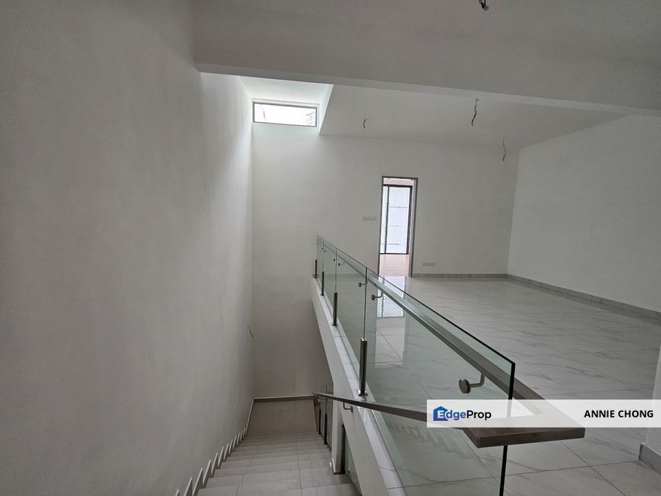 The Selesaria, Happy Garden. NEW Completed Terrace House! KL Freehold Address. 4 Carparks. 5 Units! Jalan Klang Lama (Old Klang Road), Kuala Lumpur, Kuala Lumpur, Kuchai Lama