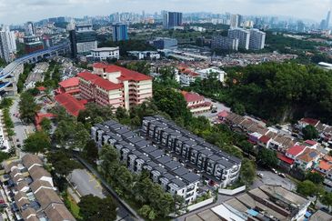 Taman Connaught (Sri Cendekia)