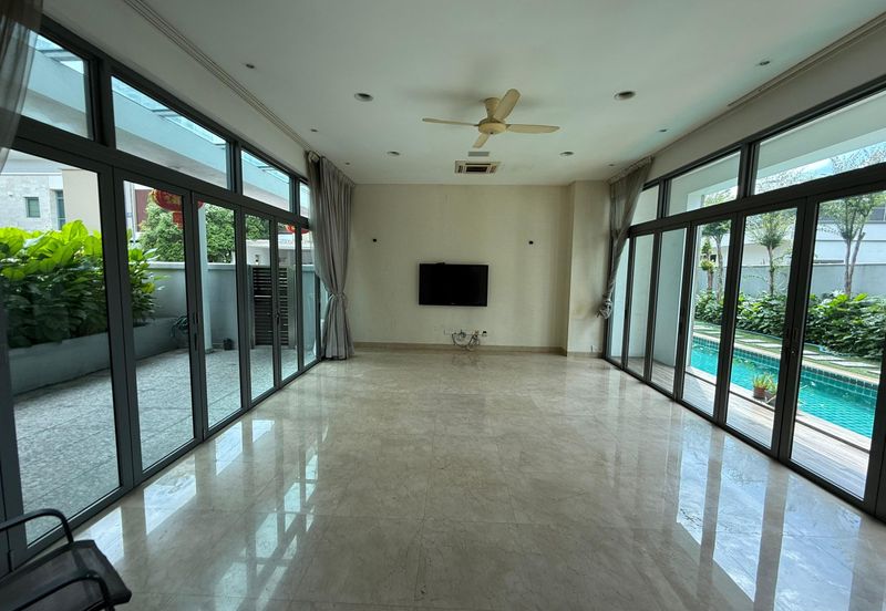 The Residence, Mont Kiara