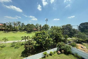 Tropicana Golf & Country Resort