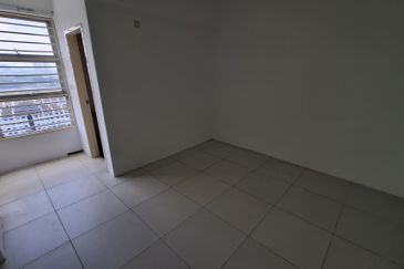 Calisa M @ Calisa Residences