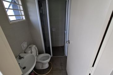 Calisa M @ Calisa Residences