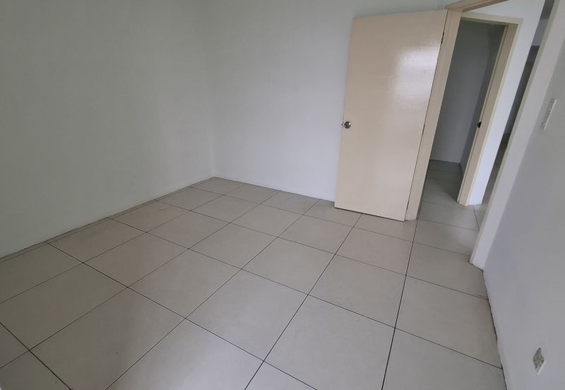 Calisa M @ Calisa Residences