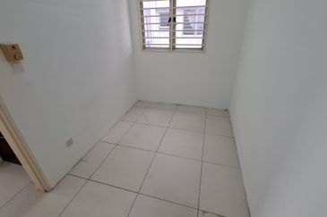 Calisa M @ Calisa Residences