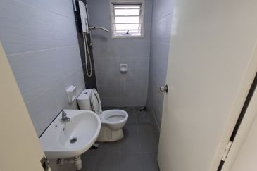 Calisa M @ Calisa Residences