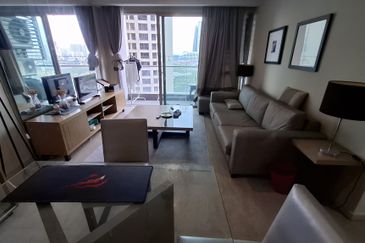 KLCC Myhabitat Residence Fully Furnished Walking distance to LRT and MRT