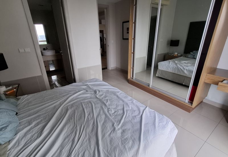 KLCC Myhabitat Residence Fully Furnished Walking distance to LRT and MRT